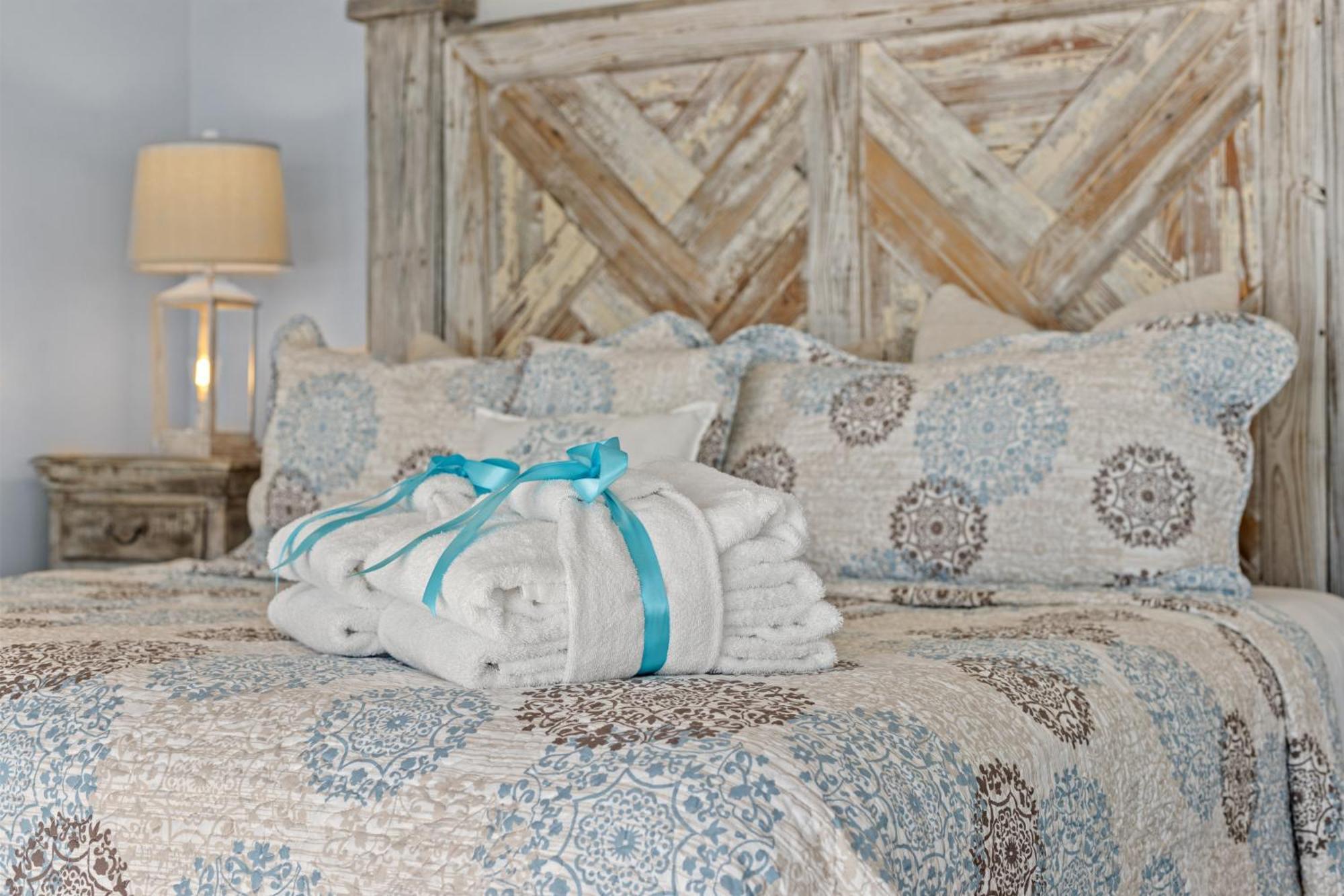 Luxury Gulf Front Property! Directly On The Beach! Sleeps 15! Panama City Beach Kültér fotó